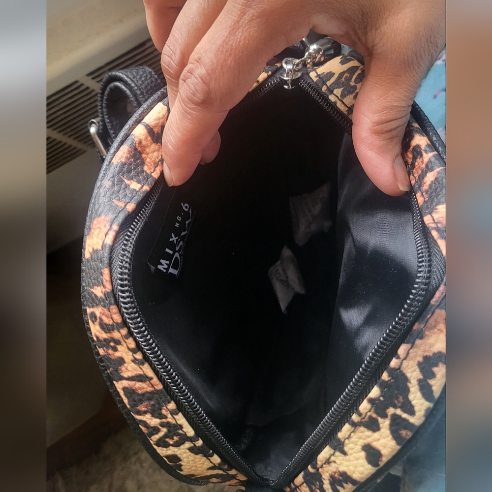 Purse - Picture 5 of 5